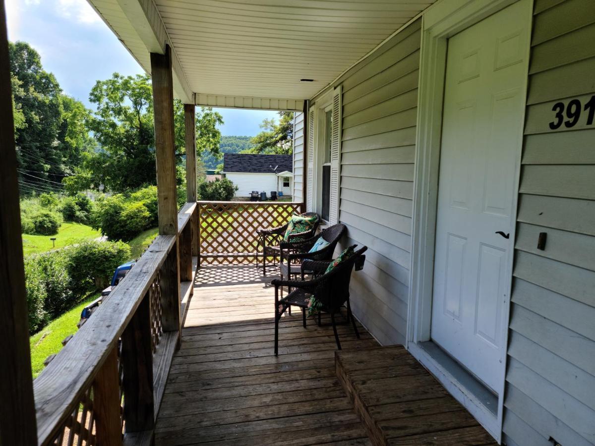 The Dragon'S Den 5 Bedroom House 1 Mile To Main St Tazewell Exteriör bild